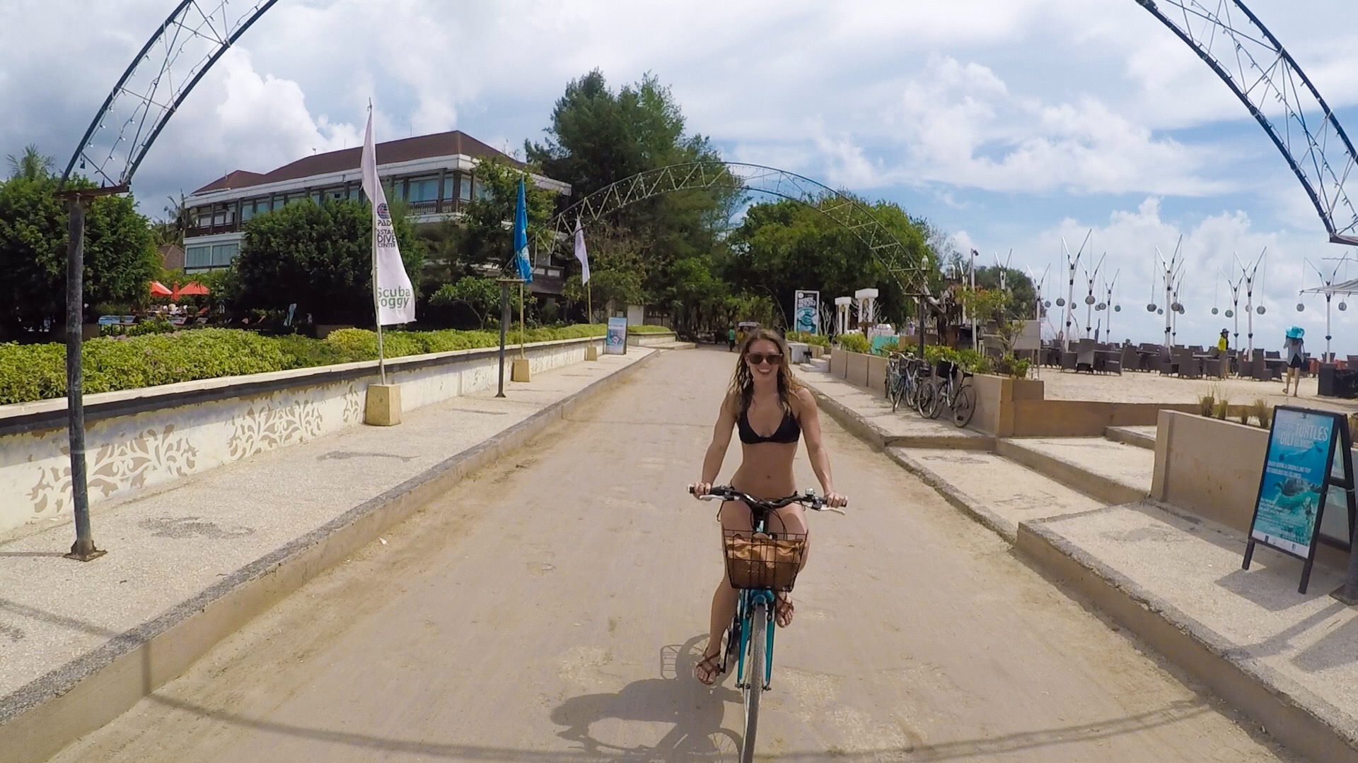 Gili trawangan guide biking.JPG