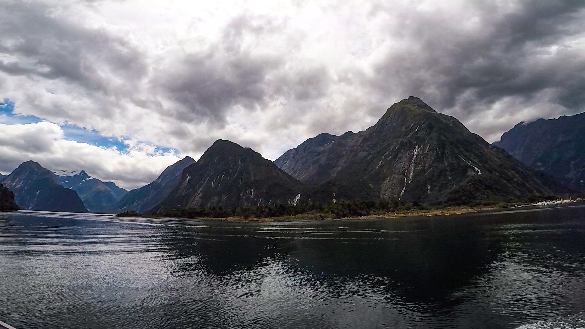 milford sound queenstown nz 3.JPG