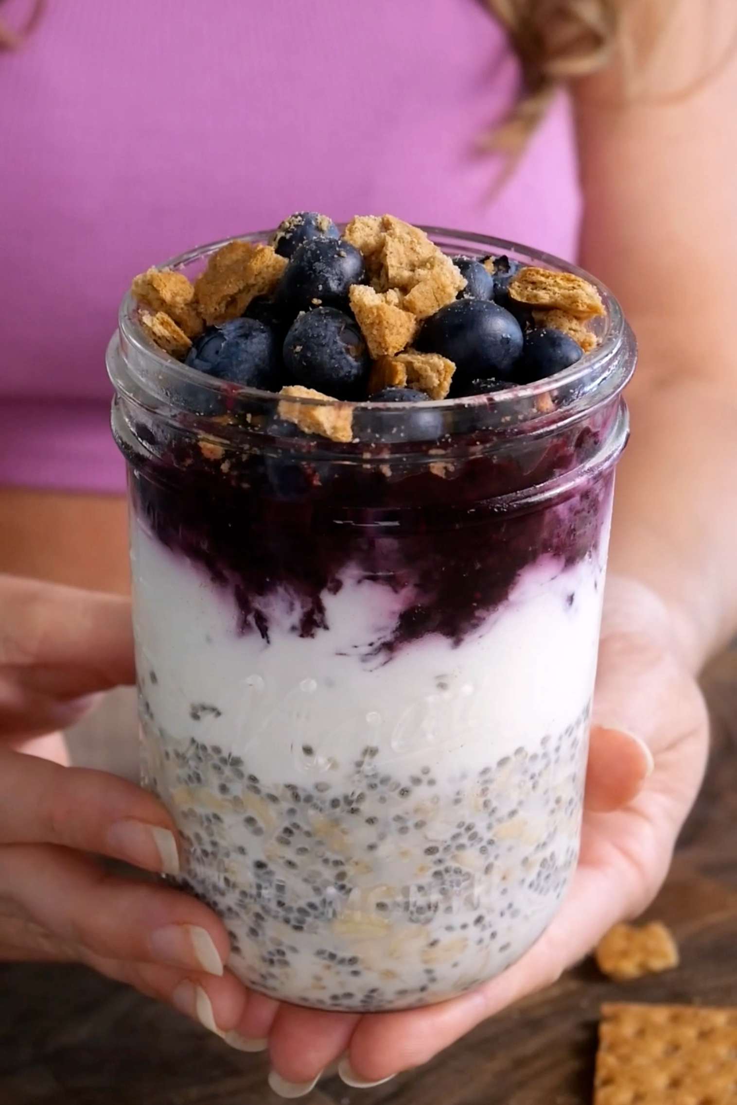 Berry Cheesecake Overnight Oats