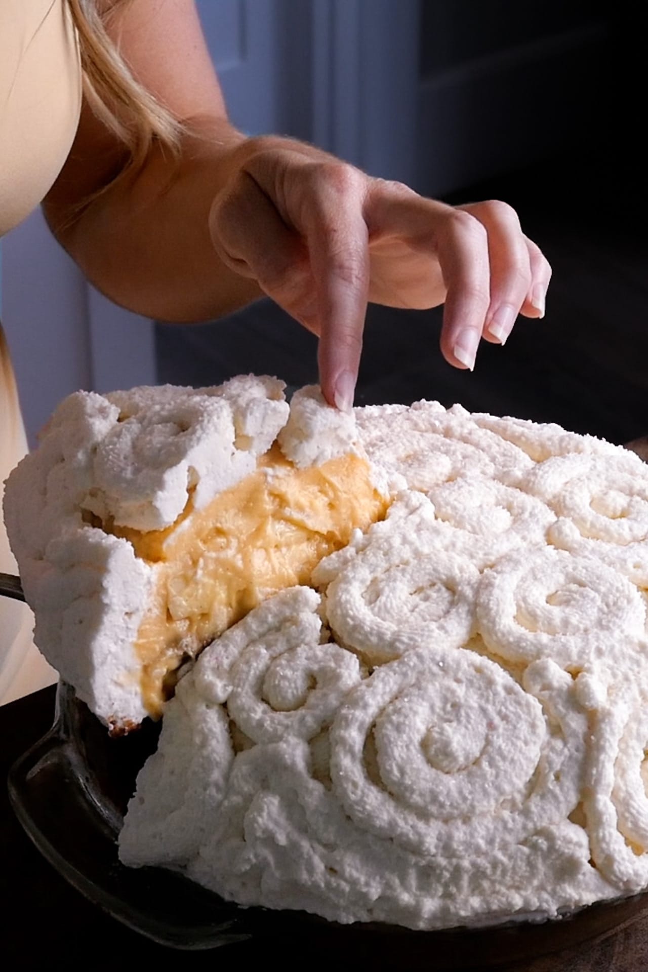 Sky High Banana Cream Pie